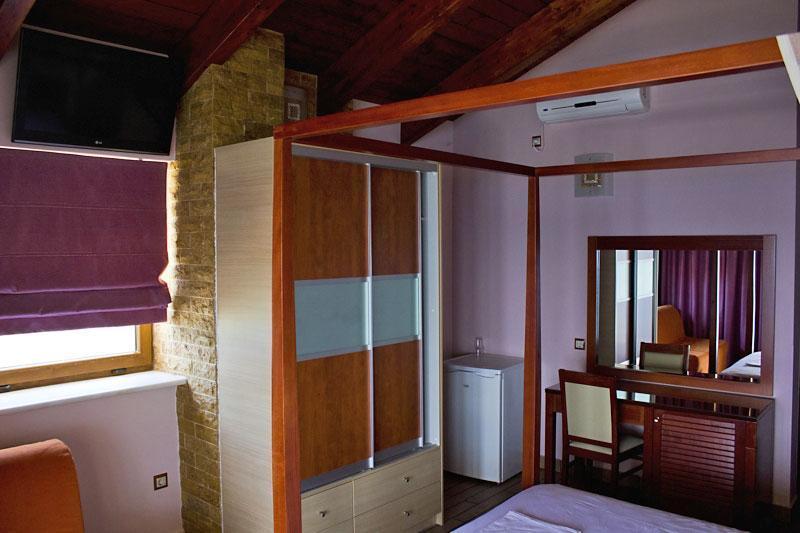 Entheon Rooms Marathopoli Rum bild